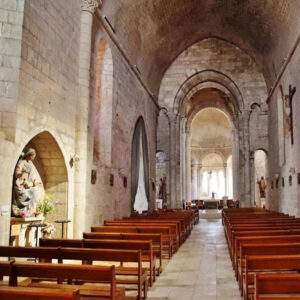 eglise montbron prieure marie mediatrice charente