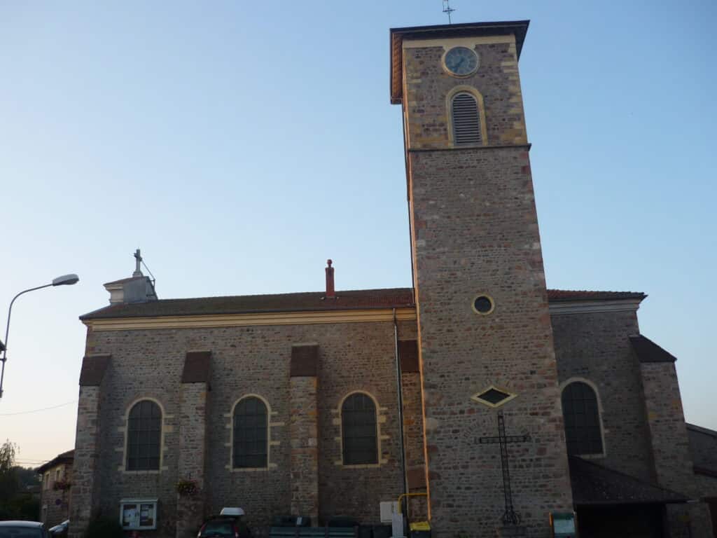 eglise nativite de jean baptiste saint jean la bussiere