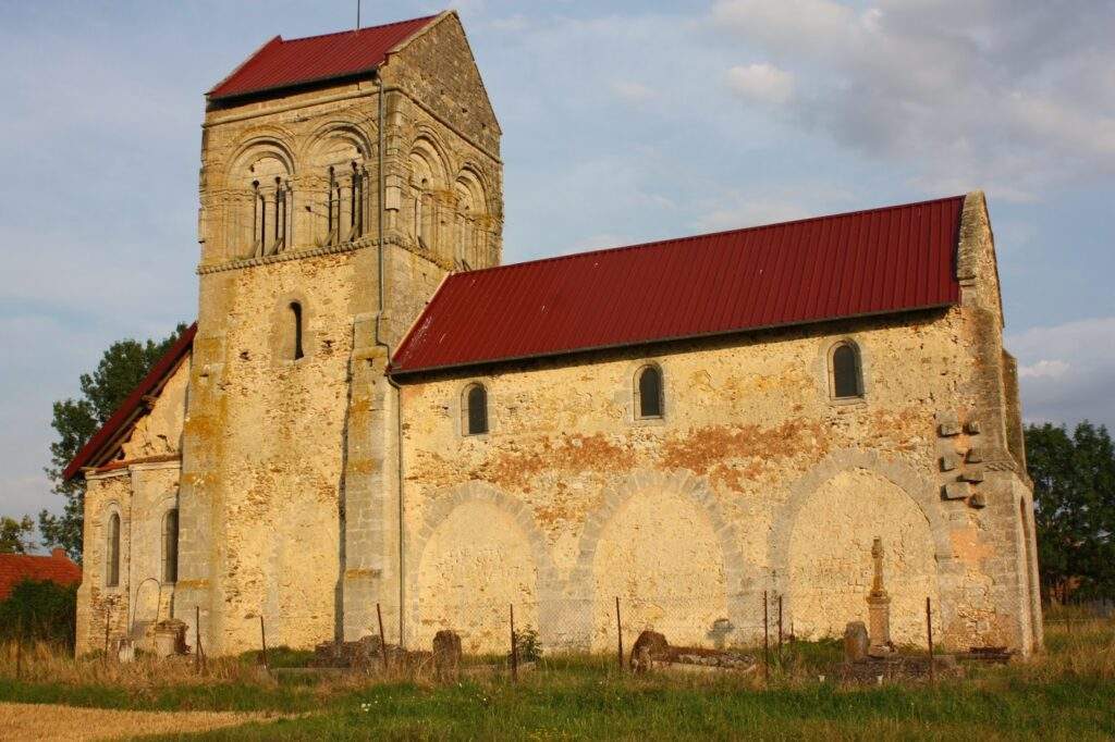 eglise nativite sainte vierge les istres et bury