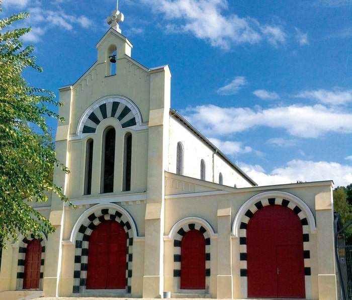 eglise notre dame de la nativite janville sur juine essonne