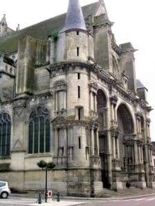 Église Notre Dame de L&rsquo;assomption (Villeneuve-sur-Yonne)