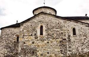 eglise notre dame meyrannes