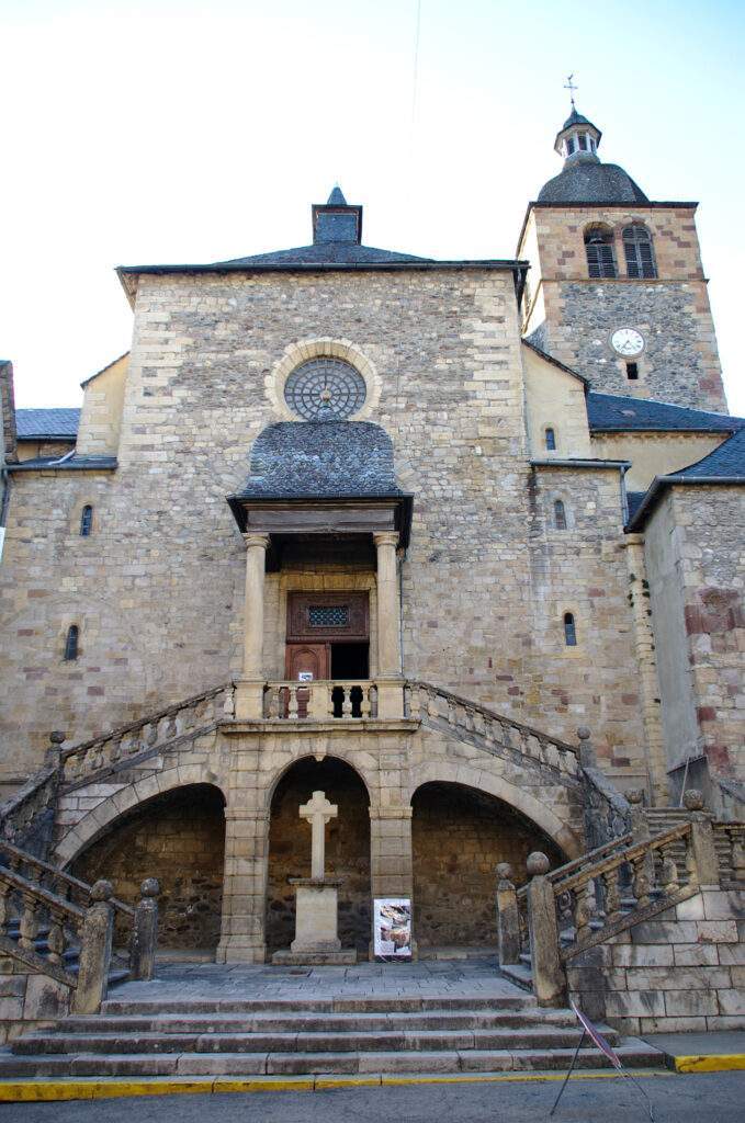 eglise paroissiale saint geniez dolt