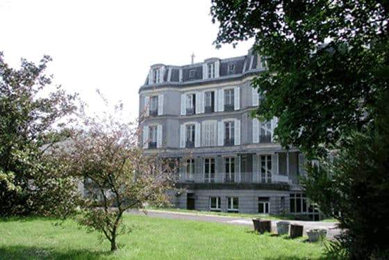 eglise prieure saint joseph benedictines de jesus crucifie brou sur chantereine