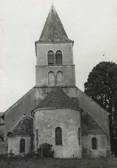 eglise prieure saint pierre aux liens prieure saint pierre aux liens montambert