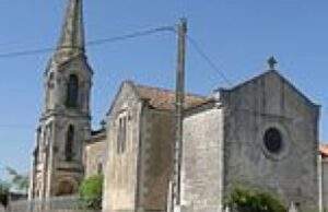 eglise puyreaux saint laurent charente