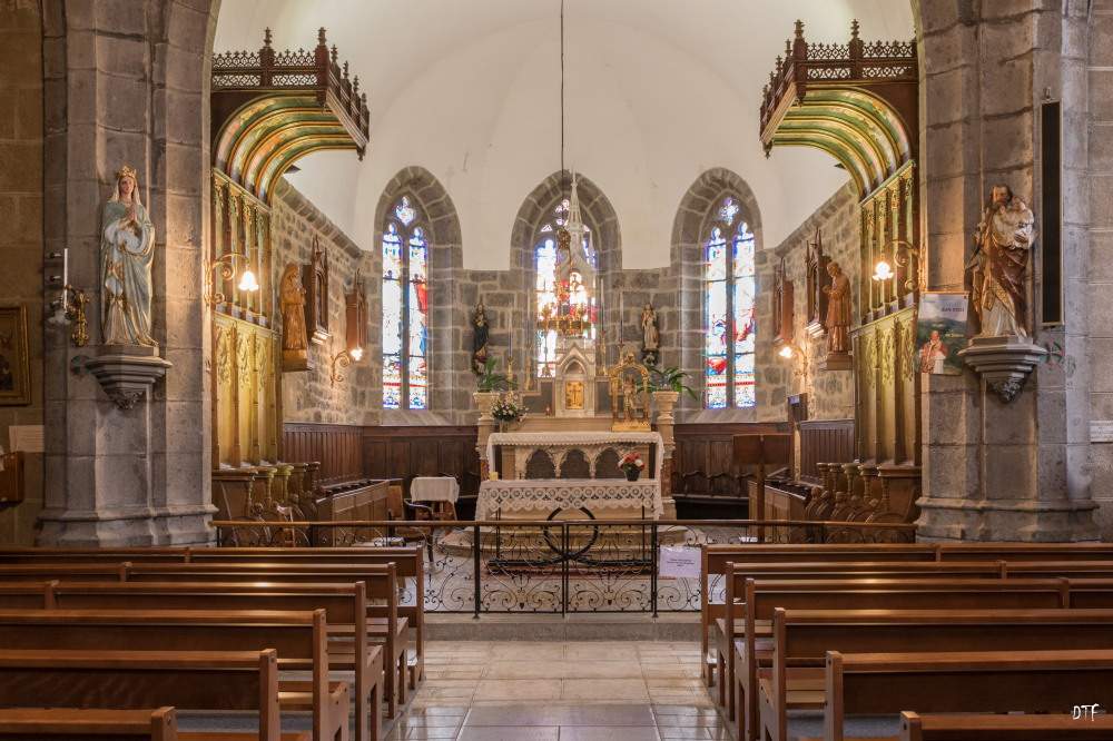 eglise saint amand saint chamant cantal