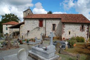 eglise saint andre a bascassan ahaxe alciette bascassan