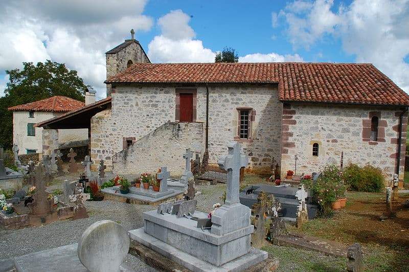 eglise saint andre a bascassan ahaxe alciette bascassan