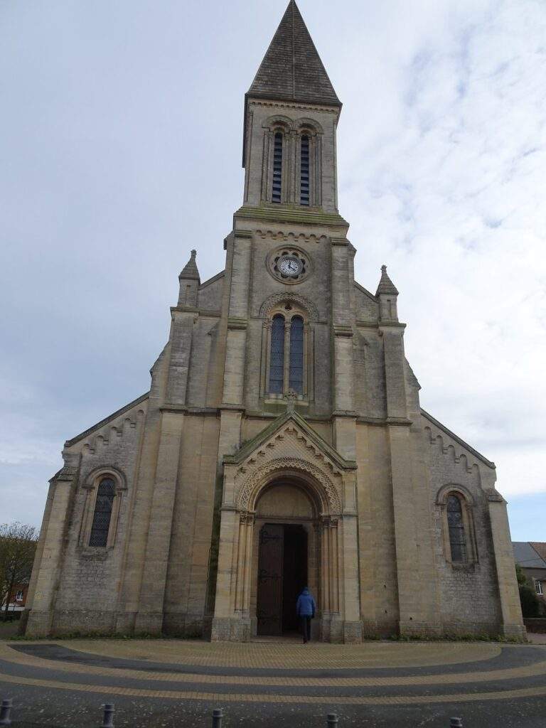 eglise saint andre port en bessin huppain