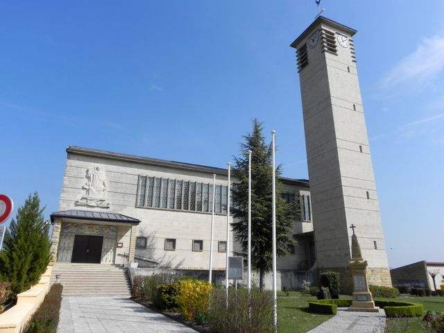 eglise saint denis roussy le village