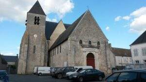eglise saint etienne beaulieu sur loire