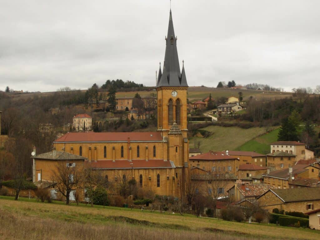 eglise saint etienne jarnioux