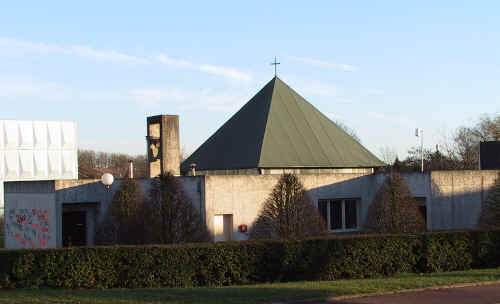 eglise saint guenault evry courcouronnes