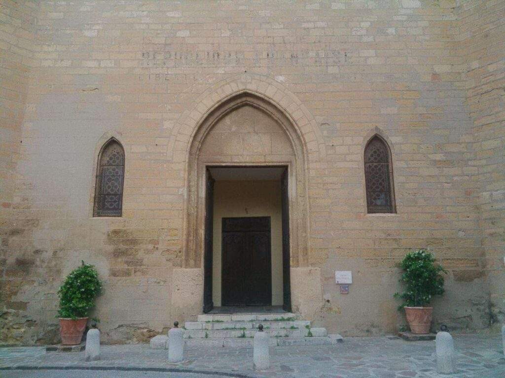 eglise saint hilaire de poitiers meze
