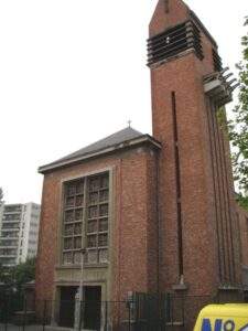 Église Saint-jean L’evangéliste (La Queue-en-Brie)