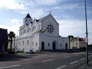 eglise saint julien de lescar a tadousse tadousse ussau