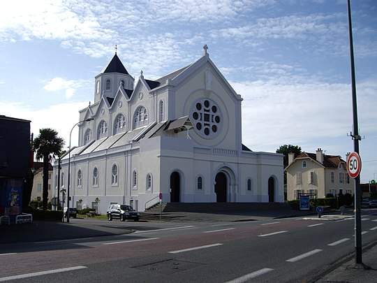 eglise saint julien de lescar a tadousse tadousse ussau