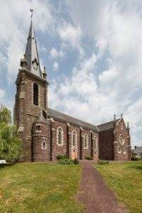 eglise saint laurent concoret morbihan