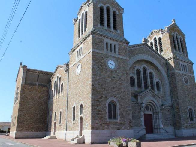 eglise saint louis isle aubigny