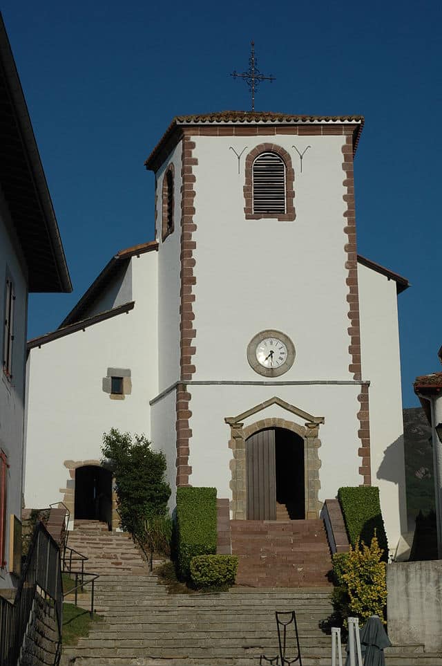 eglise saint martin de biriatou pyrenees atlantiques 1