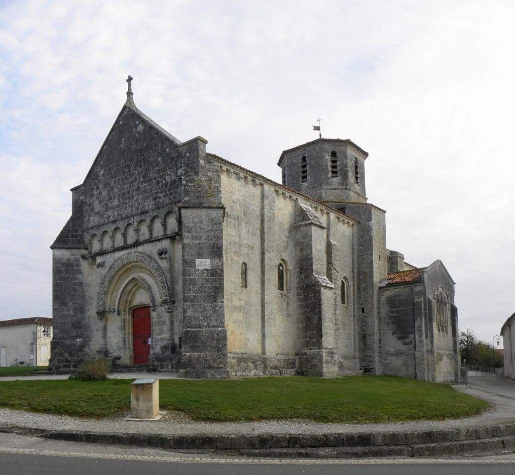 eglise saint martin nieul les saintes
