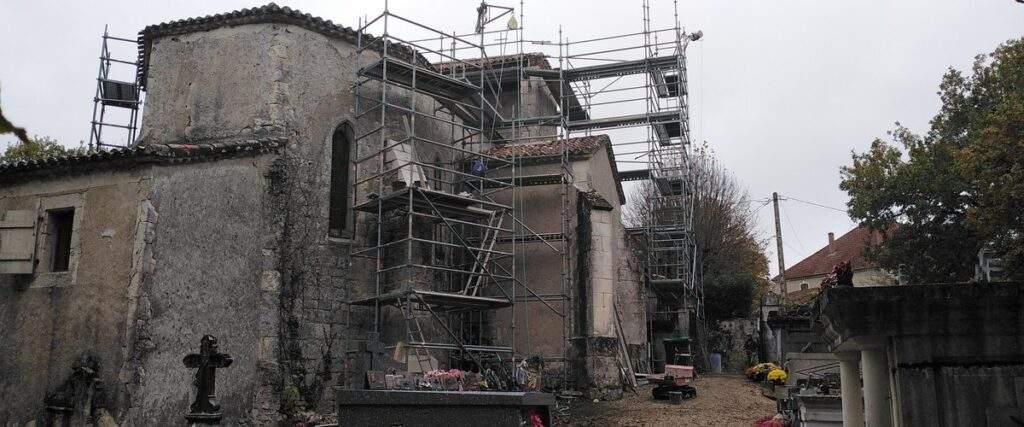 eglise saint pierre a doumillac pujols
