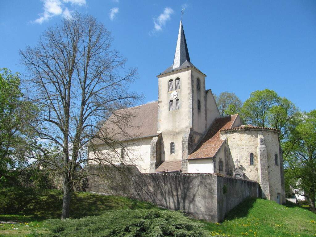 eglise saint pierre avril sur loire
