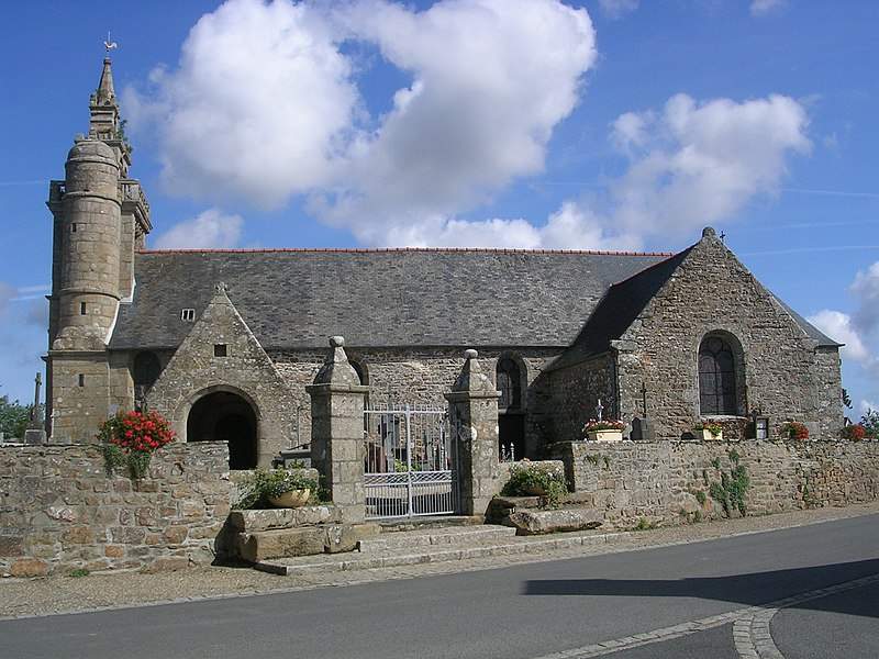eglise saint pierre coatreven
