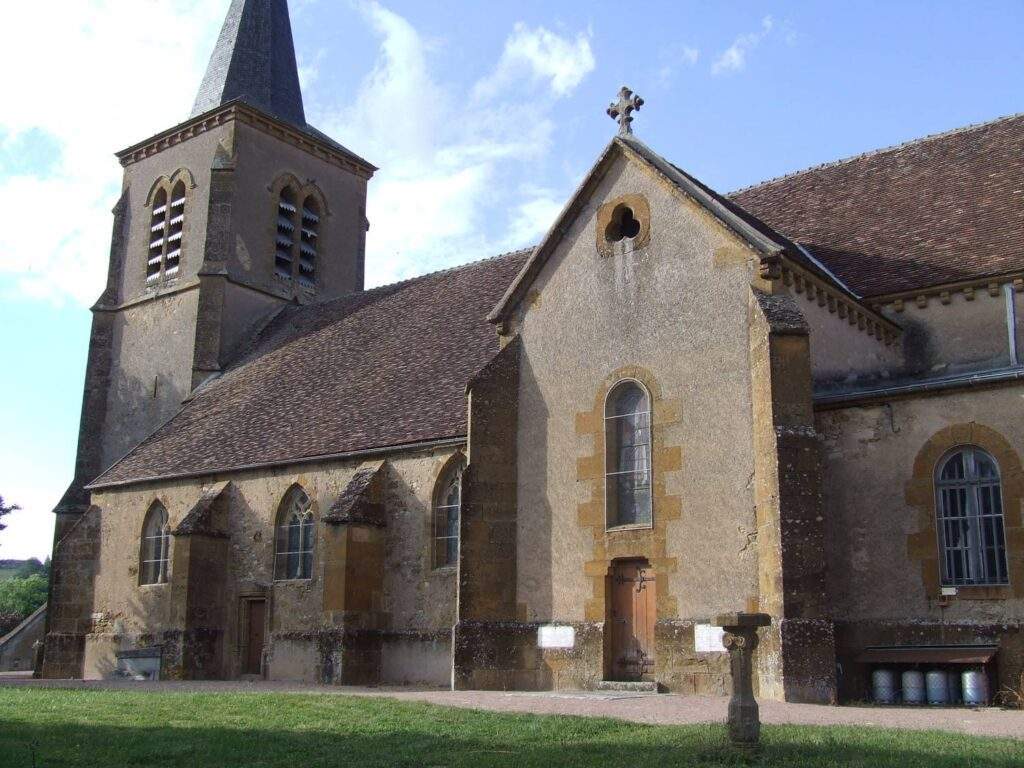 eglise saint pierre eglise danthien nievre