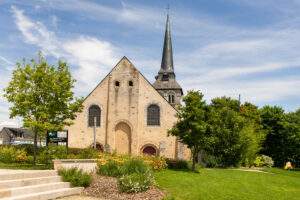 Eglise Saint Pierre (Église D’azé) (Mayenne)