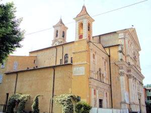 eglise saint pierre es liens a isola village alpes maritimes