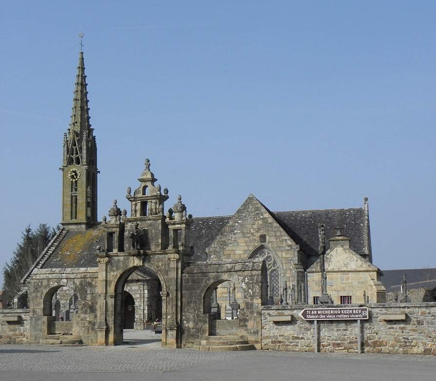 eglise saint pierre et saint paul agel