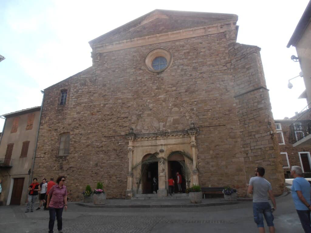 eglise saint pierre et saint paul roquebrune sur argens