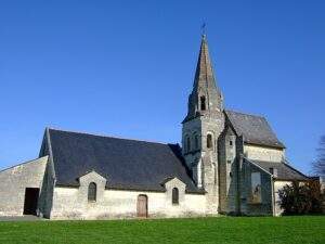 eglise saint pierre parnay