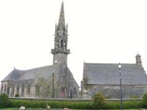 eglise saint pierre ploudiry finistere