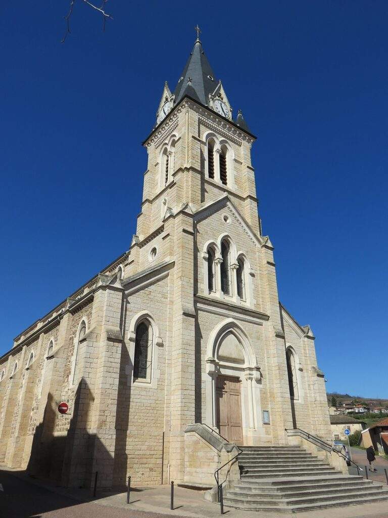 eglise saint pierre quincie en beaujolais