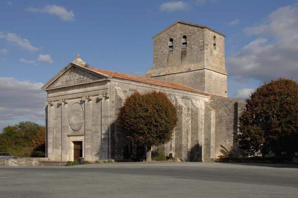 eglise saint pierre soubise charente maritime