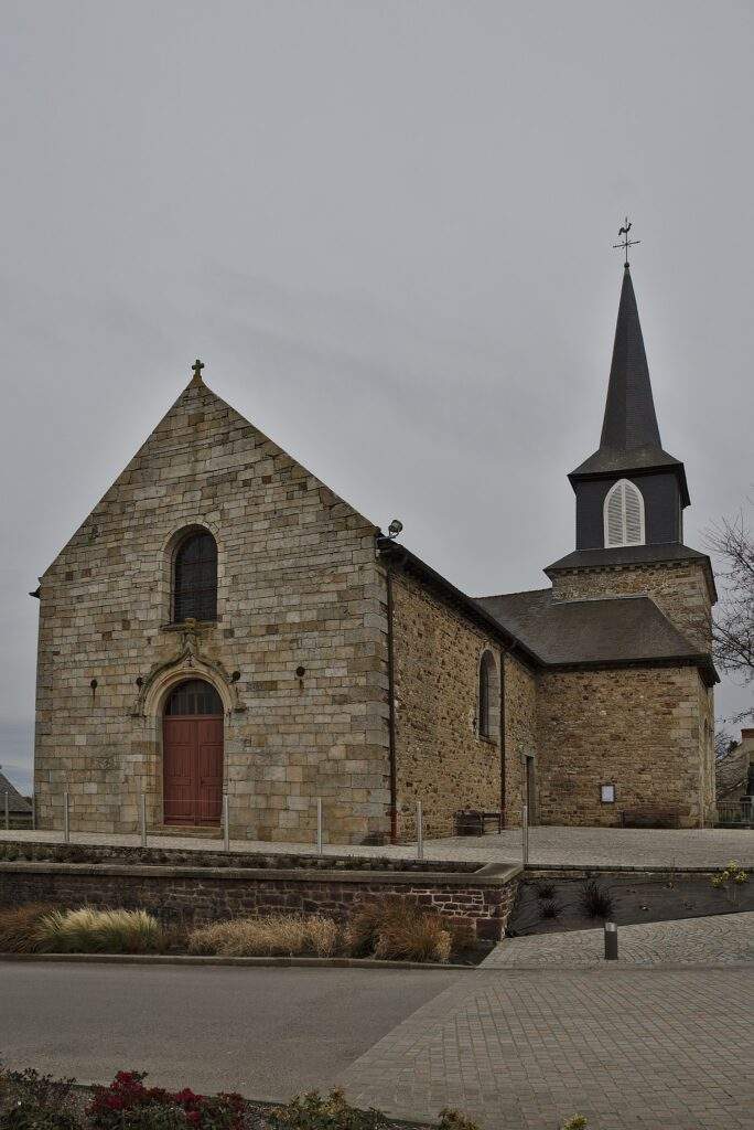 eglise saint pierre tremorel