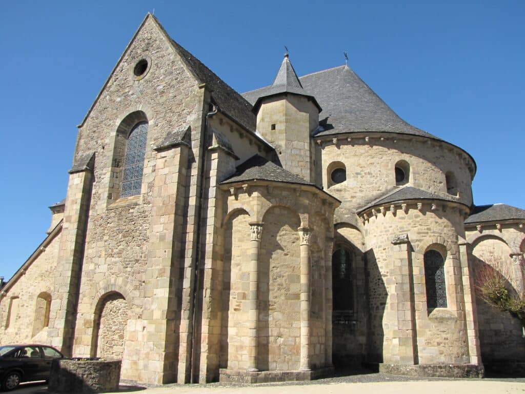 eglise saint pierre vigeois correze