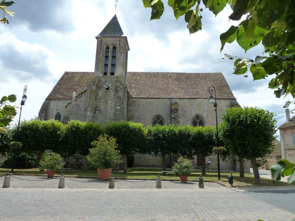 eglise saint vincent machault