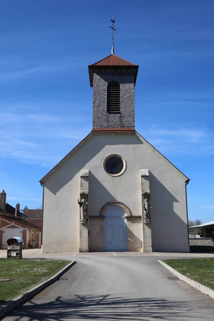 eglise saint vincent pluvet