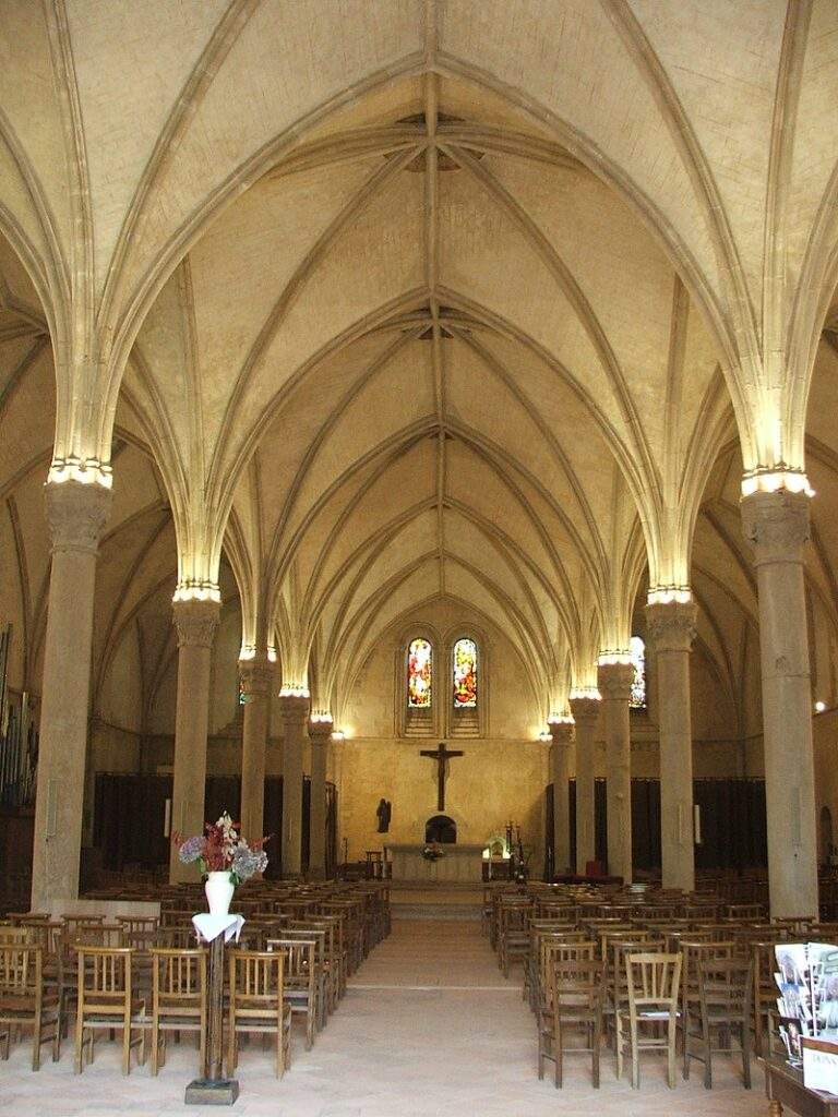 eglise sainte jeanne darc de coeffort le mans