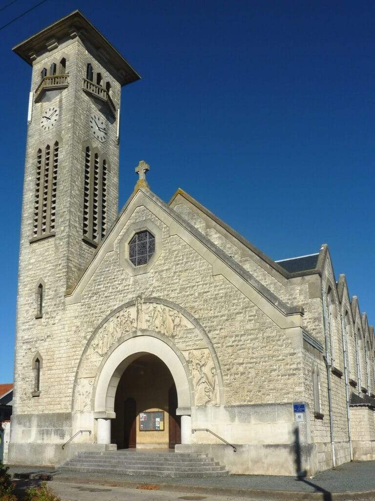 eglise sainte jeanne darc la rochelle