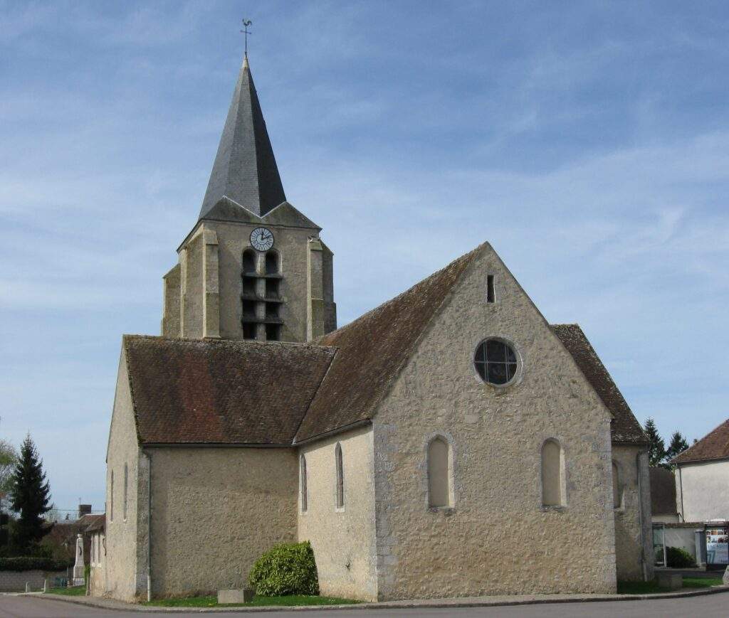 eglise saints pierre et paul chaintreaux