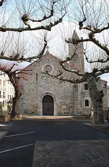 eglise saints pierre et paul riols