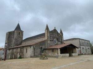 eglise saivres saint pierre deux sevres 1