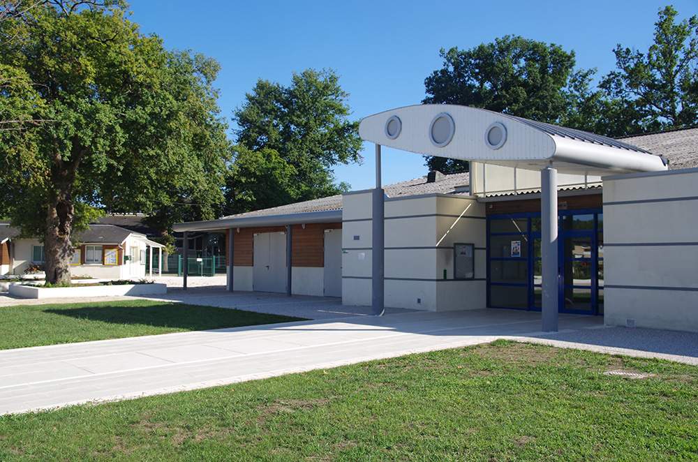 eglise salle polyvalente montardon