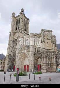 Église St Pierre Et St Paul…