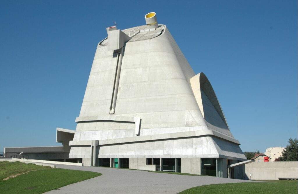 saint pierre a firminy vert eglise du corbusier loire